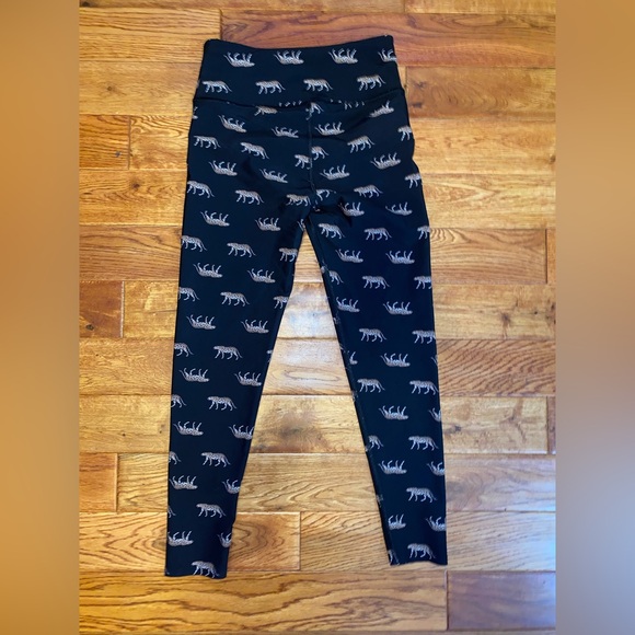 Victoria Secret Sport - Limited edition - cheetah leggings - Picture 3 of 6